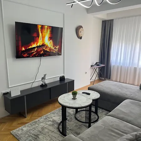 Апартаменты Golden Crown 2 Вране