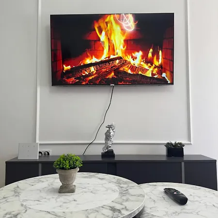 Διαμέρισμα Golden Crown 2