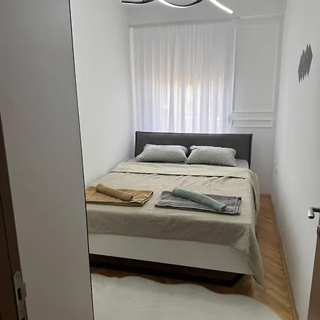 Διαμέρισμα Golden Crown 2