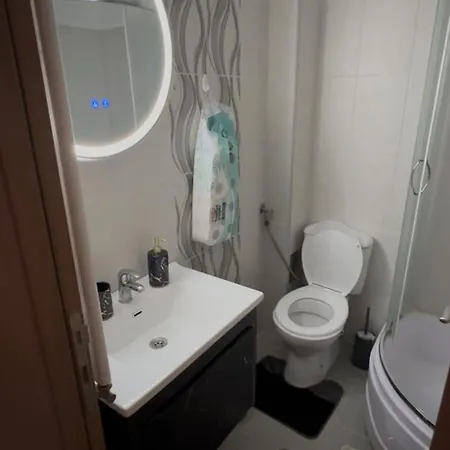 Апартаменты Golden Crown 2 Вране